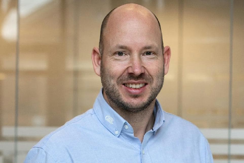 Henrik_LinkedIN__3___2_