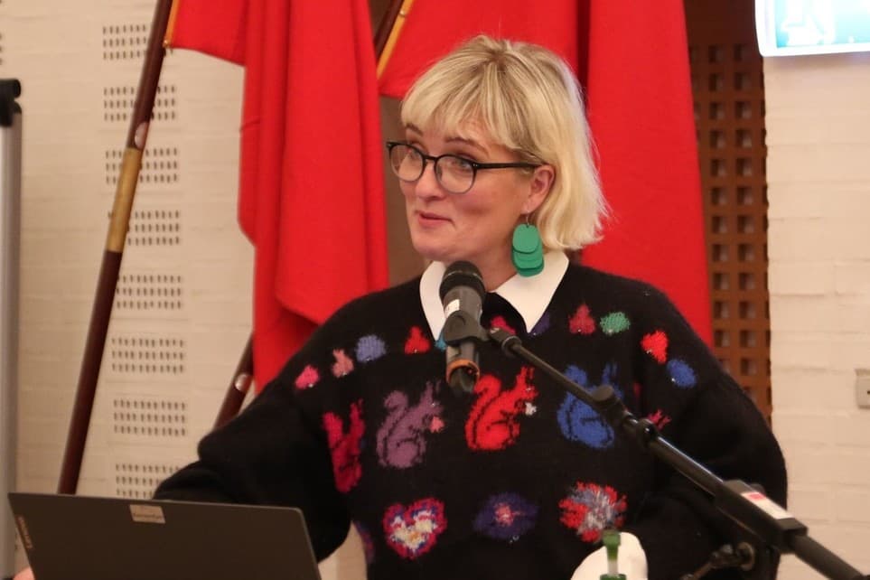 kirstenpatalerstol.jpg