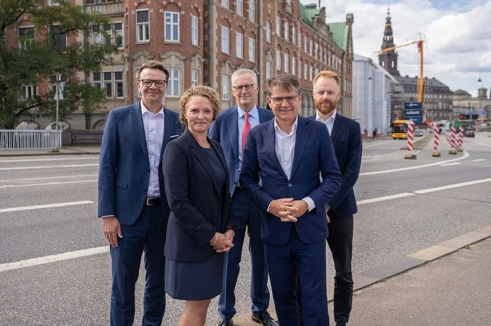 DE-direktion